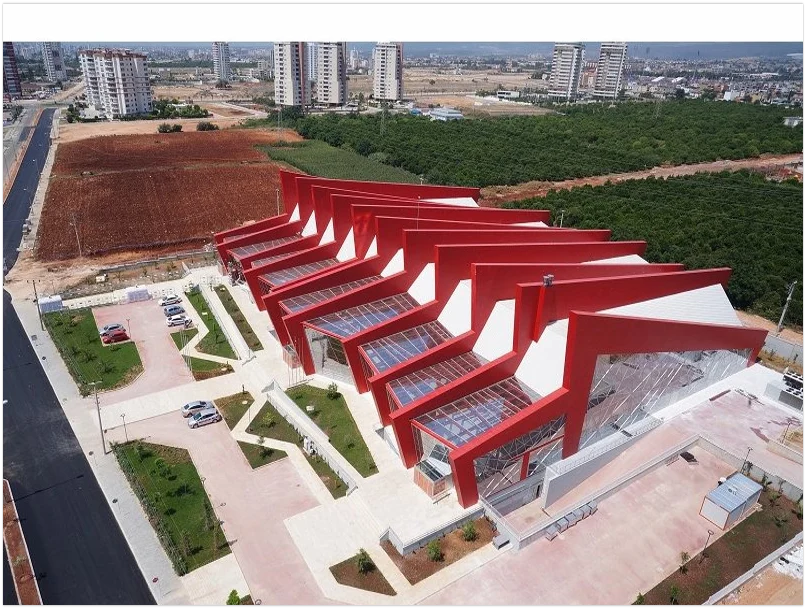 Mersin 1000 Kişilik Olimpik Yüzme Havuzu